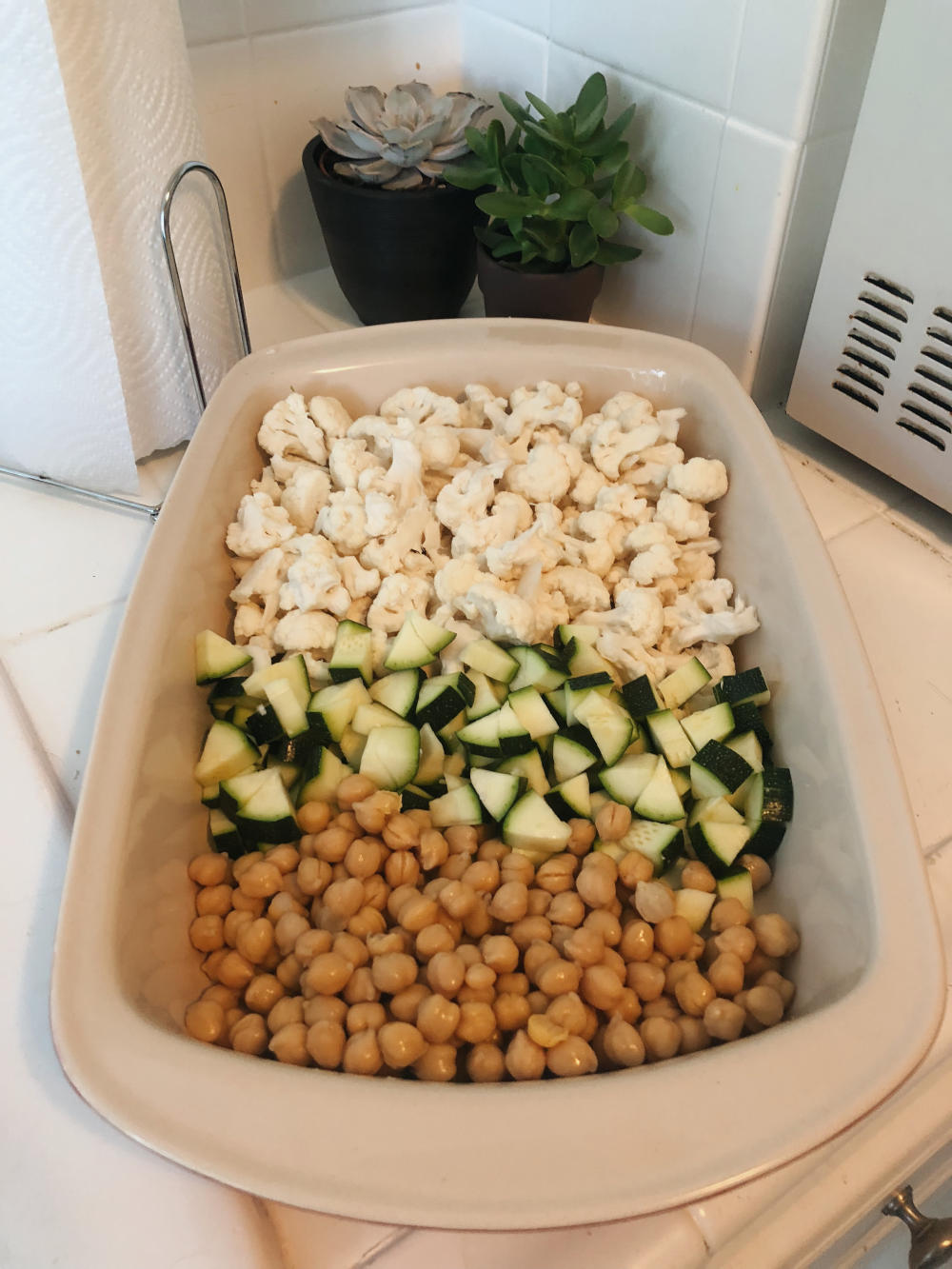 Step 1: Vegan Cauliflower Tacos with Zucchini and Garbanzo Beans