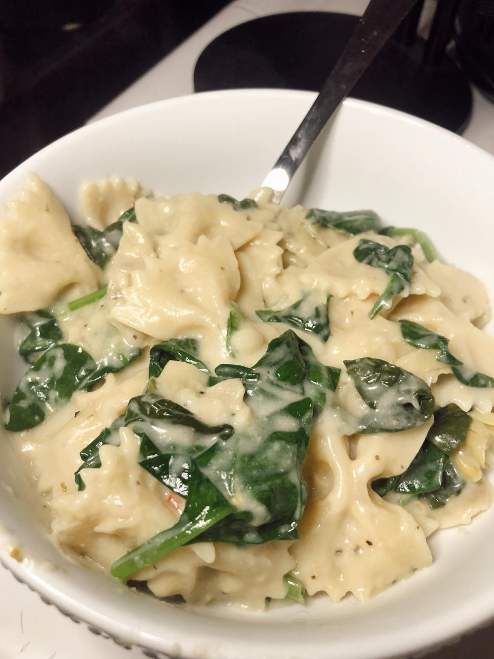 Final product: Creamy spinach artichoke pasta