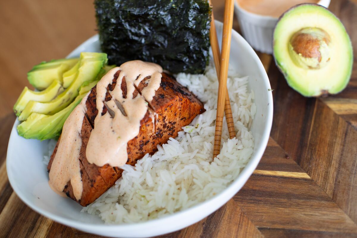 Step 6 for Spicy Mayo Salmon Tofu Bowls